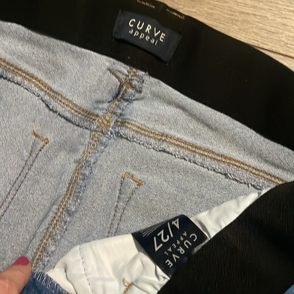 Curve appeal jeans - Picture 3 of 4